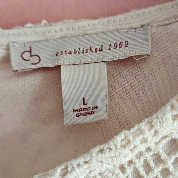 Ivory Crocheted Top with Bell Sleeves - Size L - Picture 4 of 4